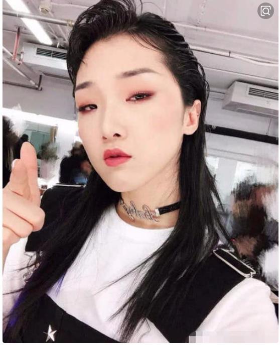 被大家称作高级脸的yamy,卸妆后什么样子呢?网友:化妆