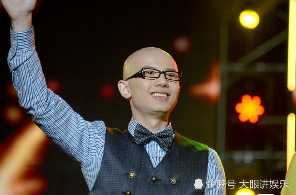 本以为好声音平安一直是光头,看到出道前照片,网友