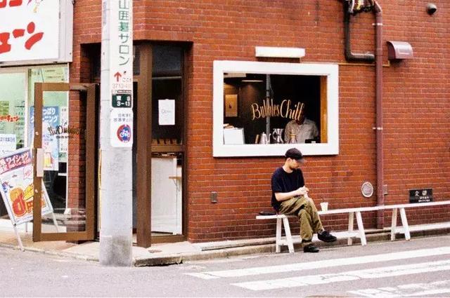 要看清一个男人,就看他处在低谷时的样子