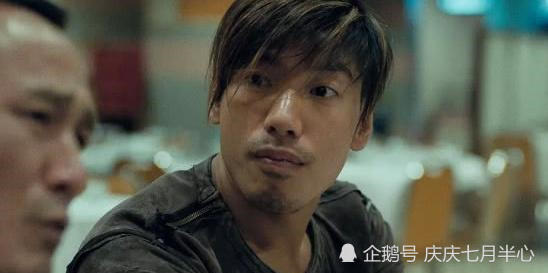 郑伊健演唱会张耀扬现身,还和山鸡一起吃饭,洪