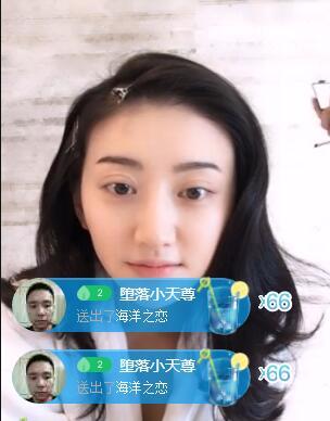 景甜直播素颜化妆,颜值赛高,双眼皮比杜海涛的