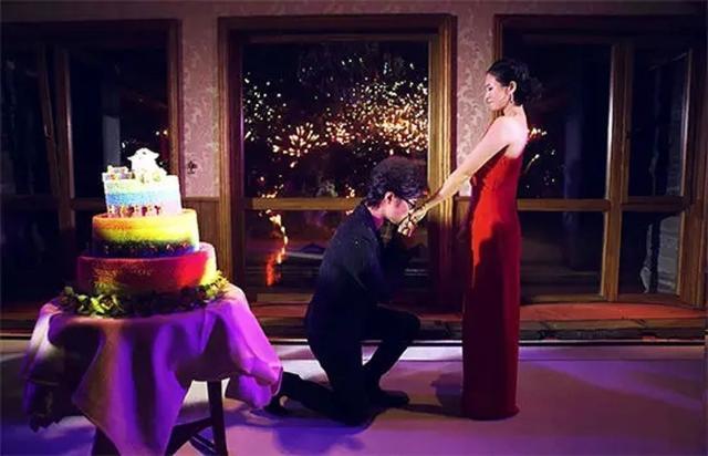 章子怡喊话汪峰欲补办婚礼,求婚时曾因亲哥大