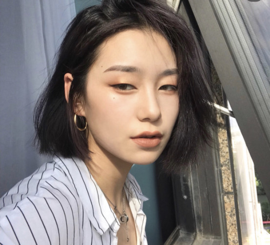 独属于"单眼皮"高级感妆容,高冷却不厌世,这5款快收下