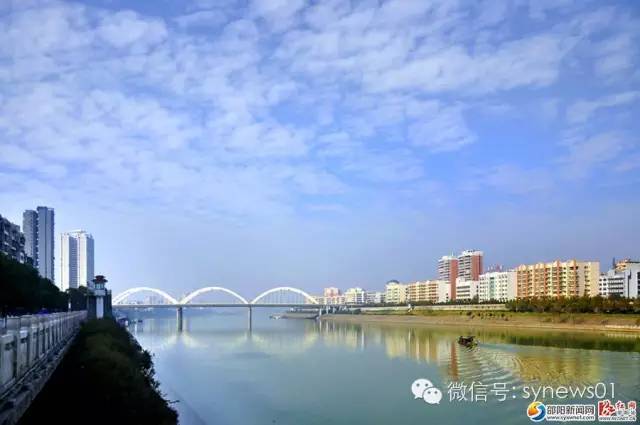 如今资江两岸