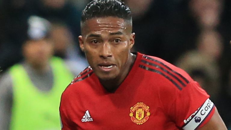 英媒曝曼联队长夏天将离队 十年功勋老臣两度