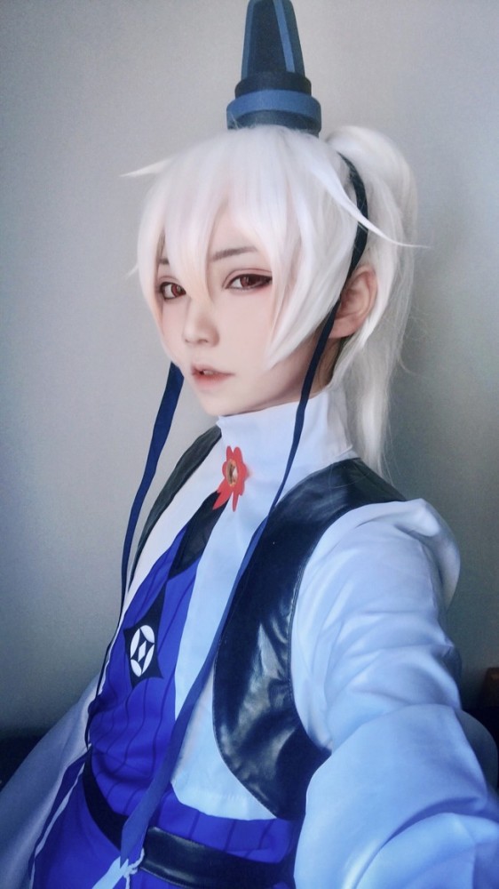 《我家大师兄脑子有坑》印飞星cosplay正片