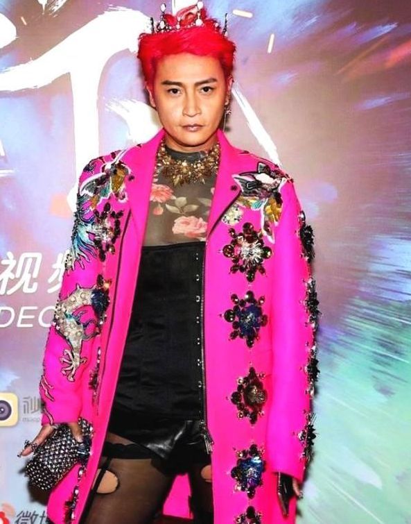 比这更值得扒的是陈志朋毁容和投资的故事