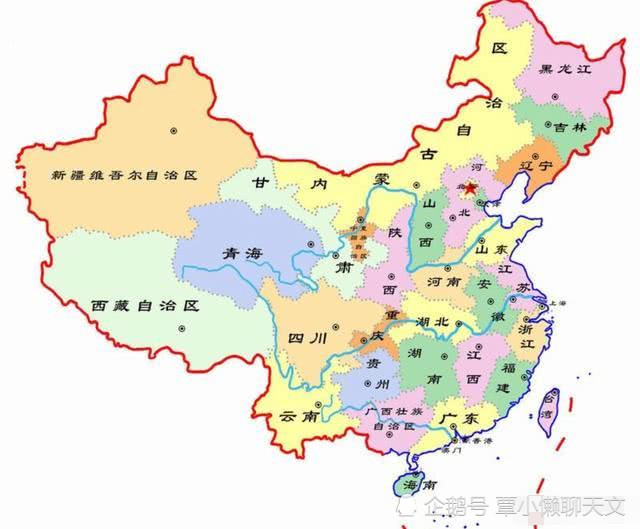 长江黄河像两条巨龙盘踞在中国南北两地,横跨大半个中国,是中国地图最