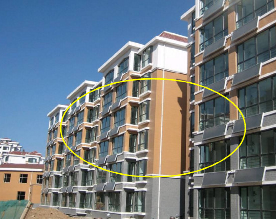 卫生间用电热水器太费电了,如今流行阳台上装