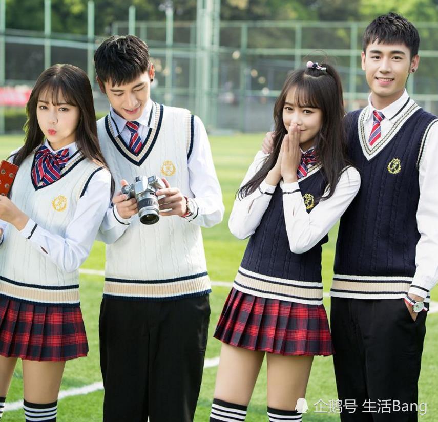 韩国校服像极了爱情 美国校服堪比职场制服 中国校服 我们靠颜 看点快报