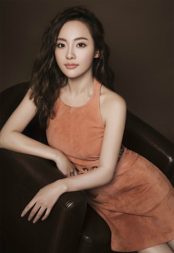 30岁女演员现状,焦俊艳苦笑,赵丽颖刘诗诗张嘉倪又都怎样?