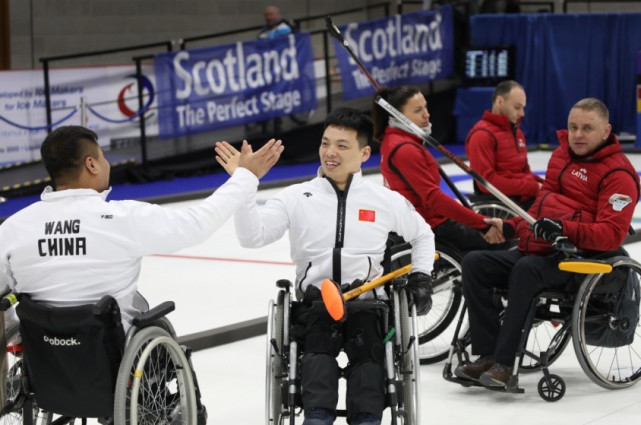 轮椅冰壶世锦赛 中国队取得两连胜暂居榜首