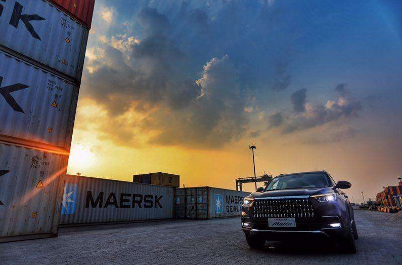 全系宝马发动机,配备奔驰内饰,高端SUV仅售1