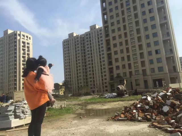 浙江现住人口_浙江纺织人口(3)