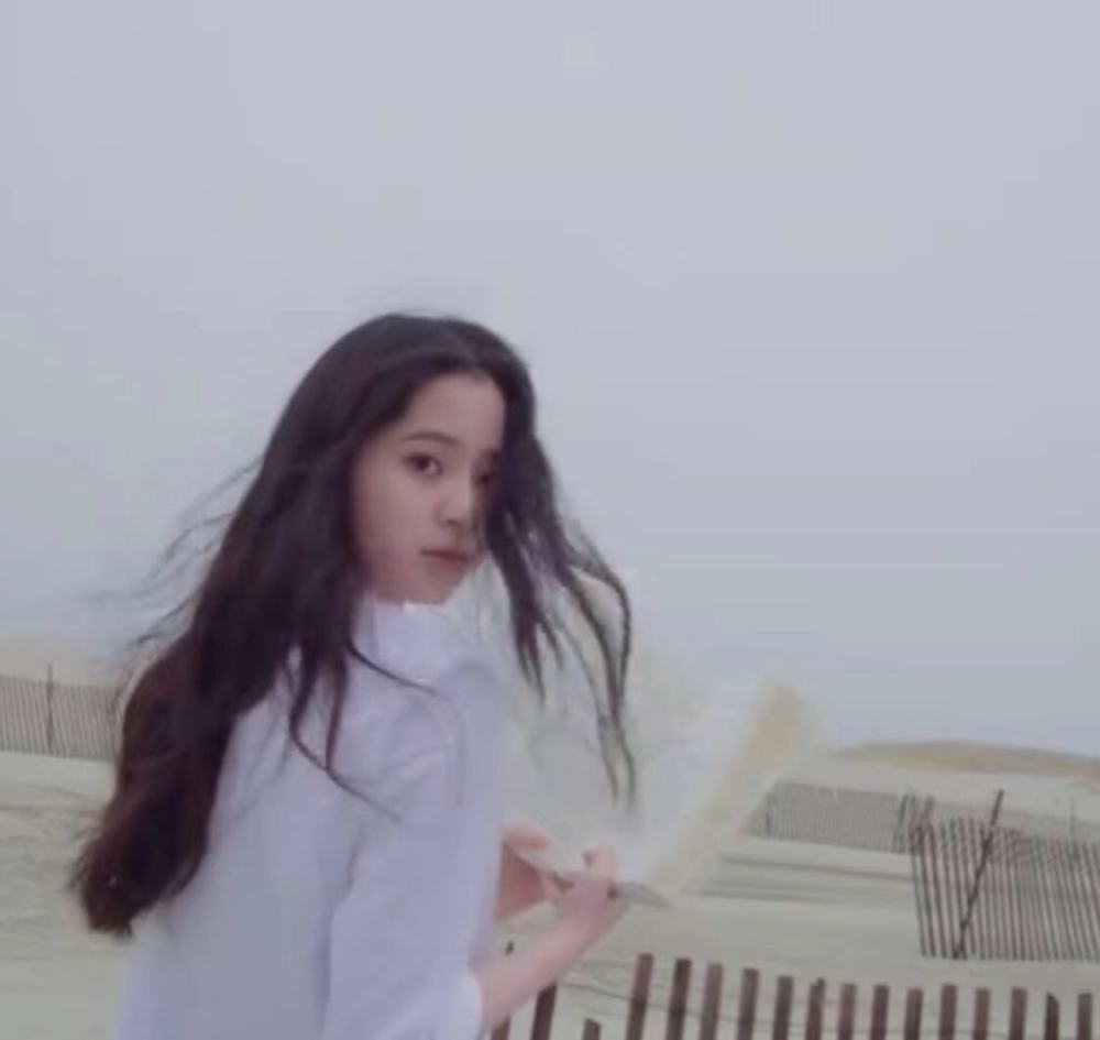 欧阳娜娜mv新造型曝光,美出天际,00后脱单必备头像