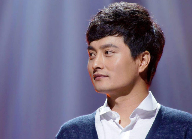 云飞妻子儿子的图片_狐妖小红娘梵云飞_何炅