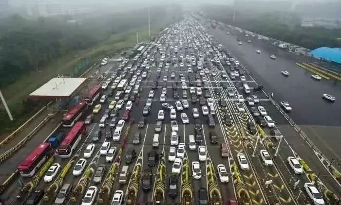 取消省界收费站改快捷收费 全国高速通行费缺