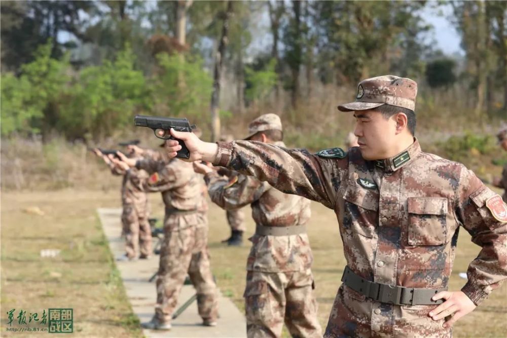 南部战区陆军某边防旅组织指挥员等级考评