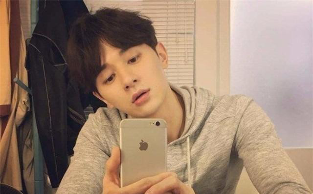 任家萱为之泣不成声的男人,张轩睿为救父亲开刀捐出45