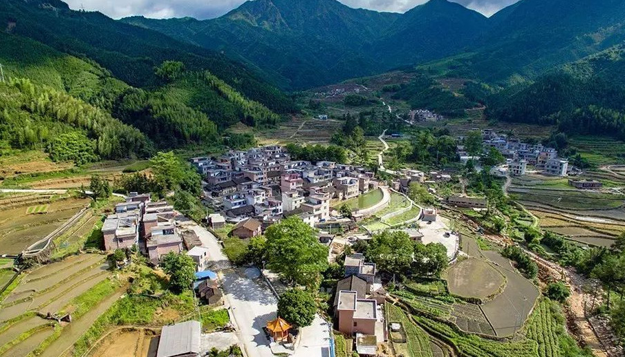 广东最落后的三个县,其中一个是连山县,你的家乡可有