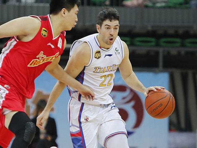 CBA-罗切斯特45分天津轻取八一 郭昊文空砍1