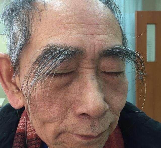 眉毛越长越有福气