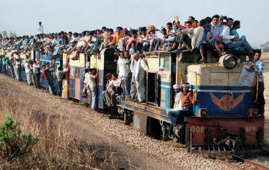 听蒙内铁路中国掏钱修,蒙内铁路中国掏钱修,蒙内铁路 肯尼亚总统说中国要建穿越喜马拉雅山的跨境铁路，印度一开始坐不住了