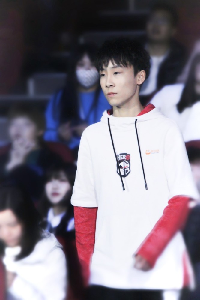 KPL猪八戒首次登场非ban必选,Hero七年打法教