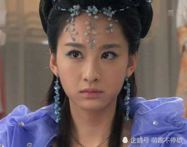 活佛济公穿蓝衣5个美女:穆婷婷上榜,白灵第三,第一却