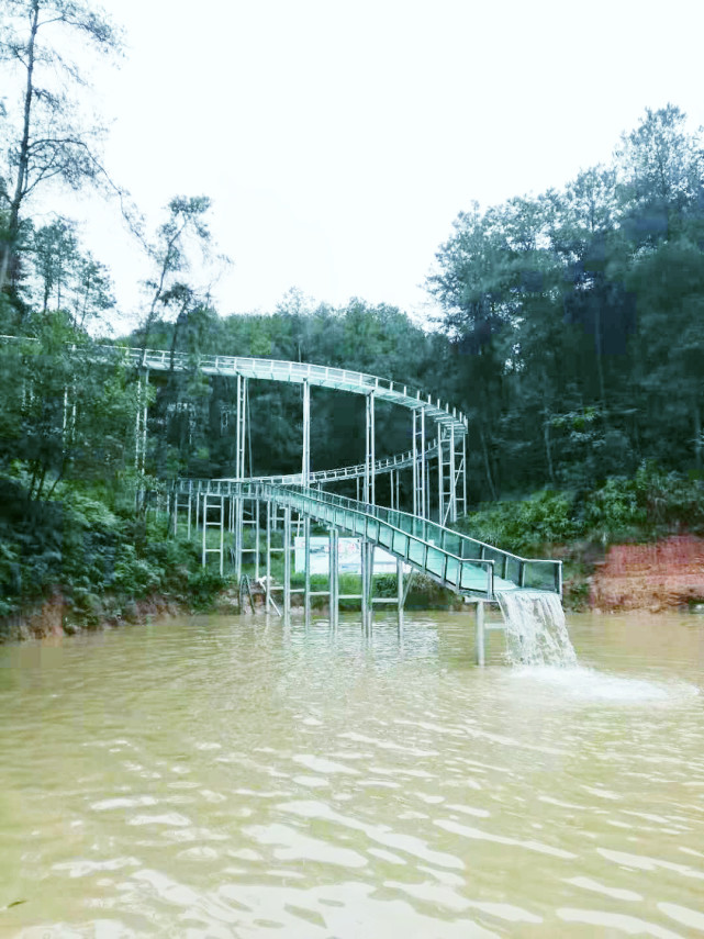 巴南迎龙峡新添10项新耍事 38节女性游客半价