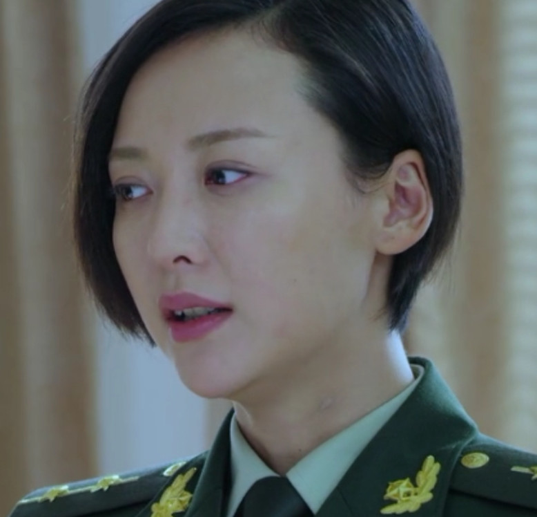 《特种兵之火凤凰》女演员近照,杨舒如花似玉,甘露居然那么美