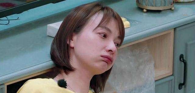 吴昕在《我家那闺女》中频频落泪,你如何看待