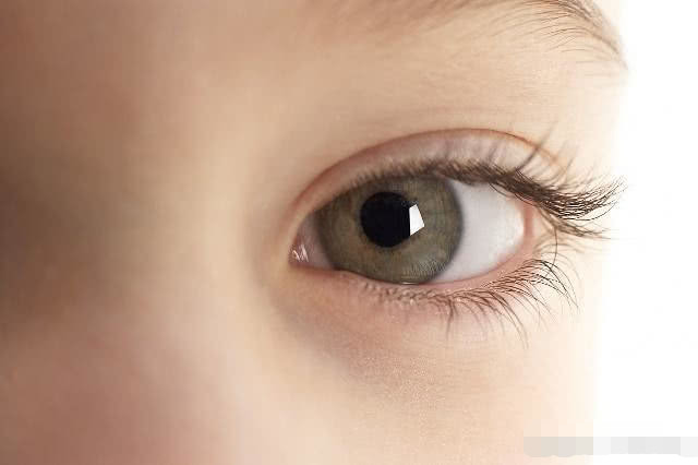 中国人的眼睛是什么颜色的?