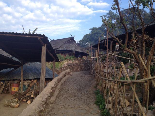 "醉美云南—自驾游走进佤山,嘎多村,月亮古寨