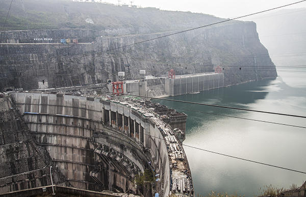 揭秘“世界最聪明大坝”溪洛渡：仅测温光纤就有2.4万米