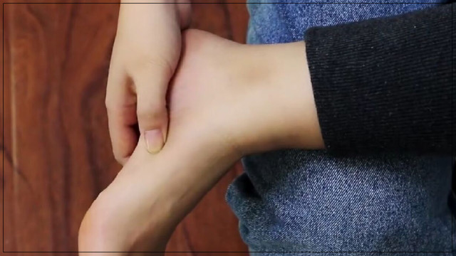 640