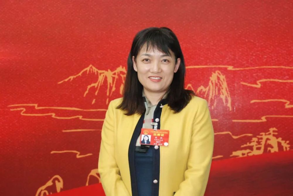 全国人大代表,安徽省兽药饲料监察所副所长张莉