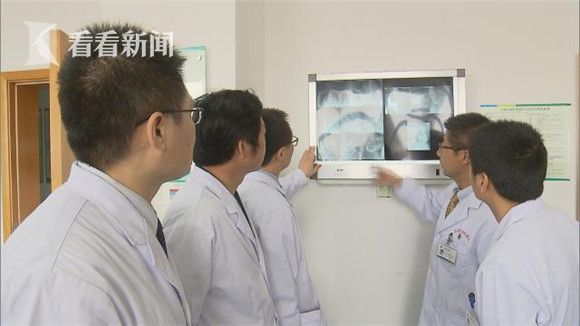“上海第一胖妞”体重超300斤 做手术将减去120斤