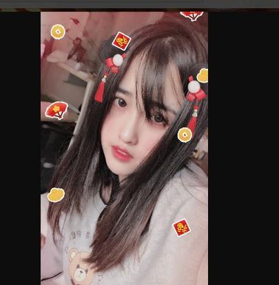 因为年轻而被拒绝过三八?菠萝赛东在微博这样回复