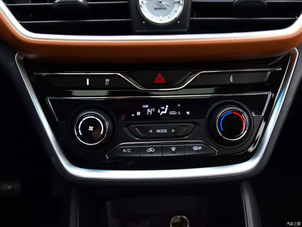 最低售价6.88万,手动挡开出了自动挡的感觉,这