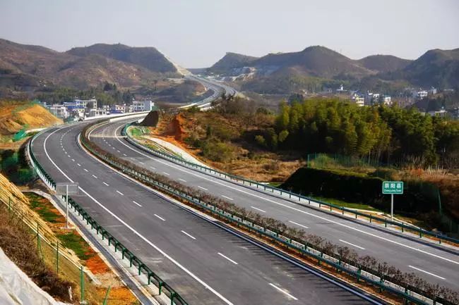 3353国道通城段新线353国道("国道353","g353")是中华人民共和国的一