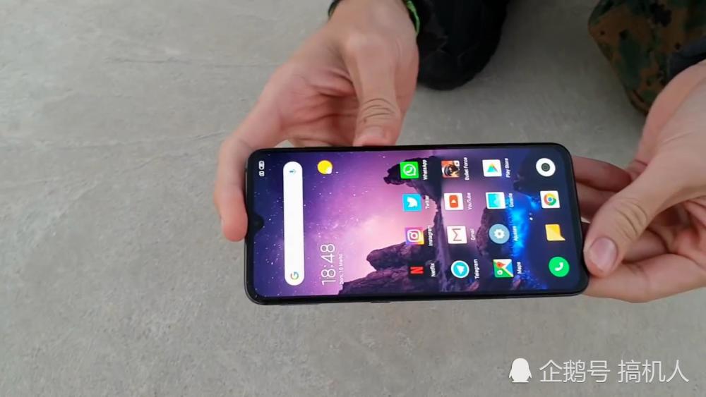 怎样才能把小米9摔坏?老外通过6个场景跌落测