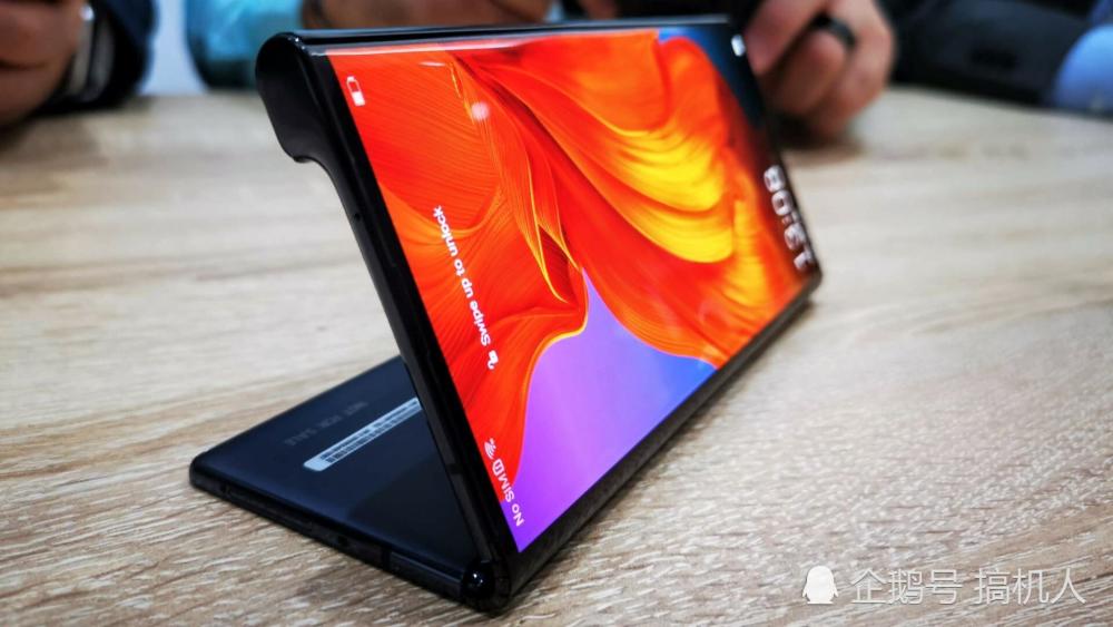 三星下一款折叠屏手机将要模仿华为MateX?外