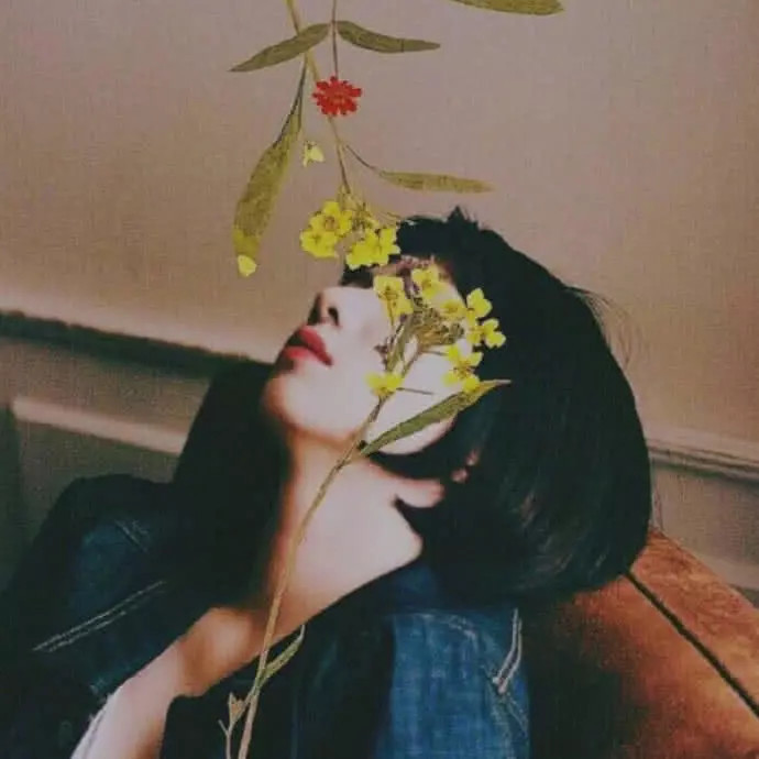 最近火了"超酷"女生头像,一直想做大哥的女人,后来却做了大哥