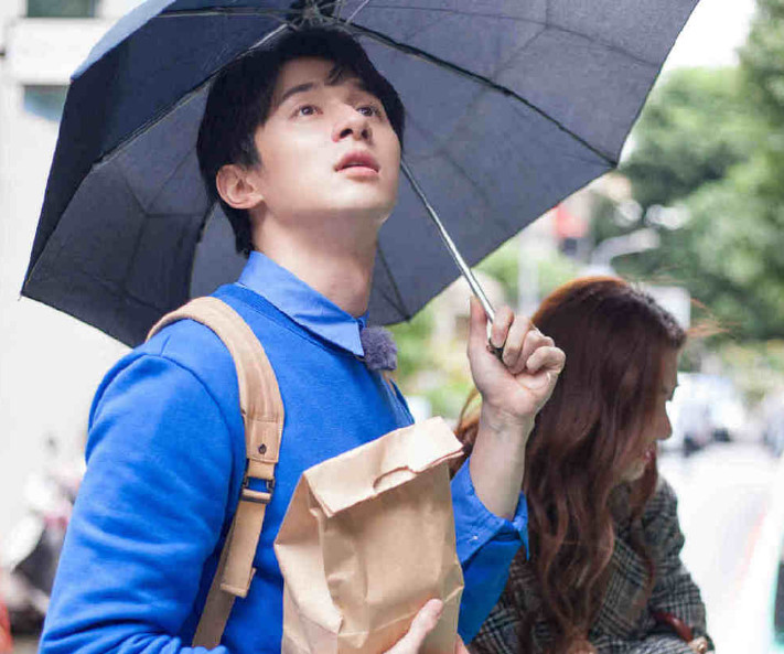 与任家萱上恋爱节目的小奶狗,割肝救父的孝子张睿轩,了解一下