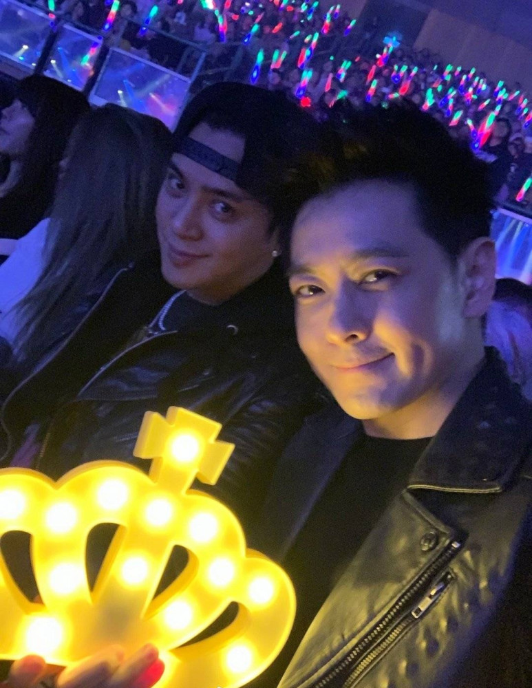 林志颖跟罗志祥去看潘玮柏演唱会,旁边女子引