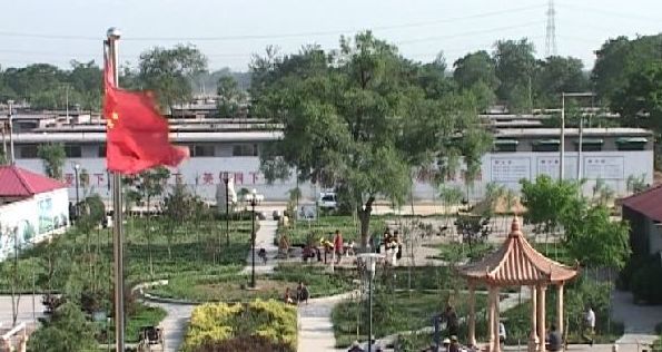 河北占地人口_河北人口密度图