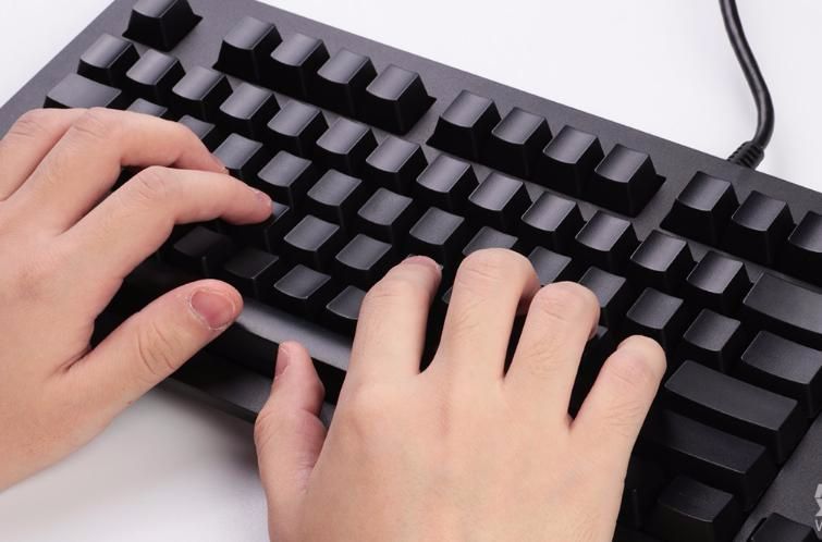 为什么机械键盘能成为游戏玩家与职业选手的宠