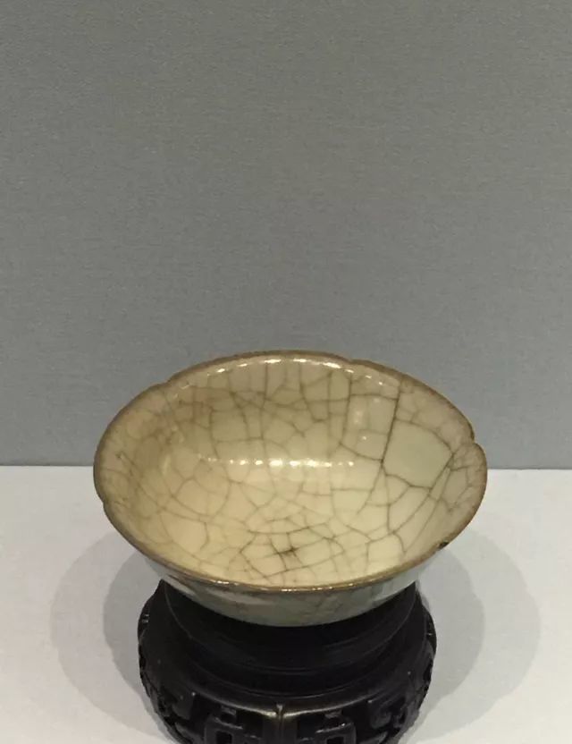 龙泉青瓷｜哥窑“金丝铁线”-腾讯新闻