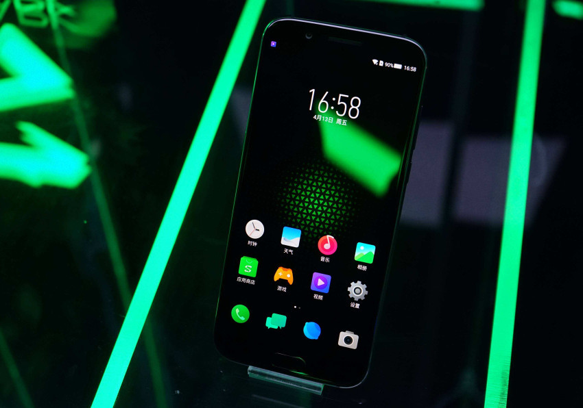 12G运行内存安卓手机很多,为何iPhone只有4G